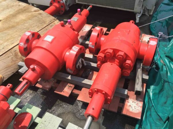 FLS Hydraulic Gate Valve 2 1024x768 1